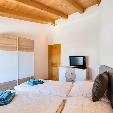 アパート Comfortable In Salvenberg With Patio *